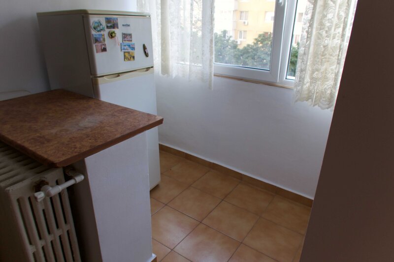 Iancului, Elev Stefanescu, langa metrou Piata Iancului,